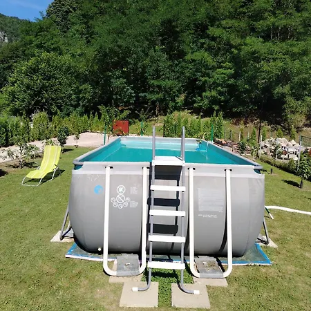 Vikendica Raj Holiday home